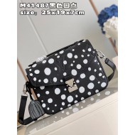 LV x YK Pochette Métis​