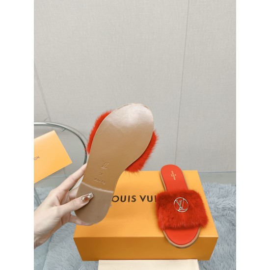 Louis Vuitton Slippers Mink fur