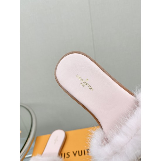 Louis Vuitton Slippers Mink fur