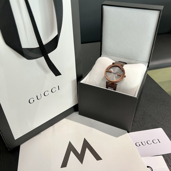 Gucci  Watches