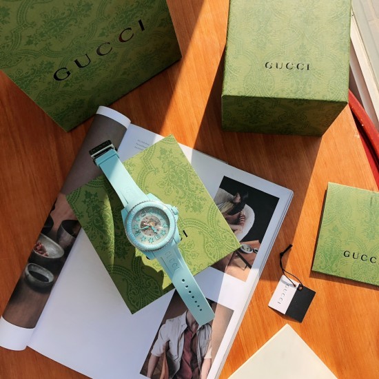 Gucci  Watches