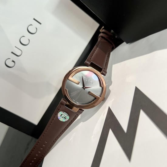 Gucci  Watches