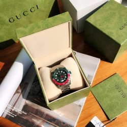 Gucci  Watches