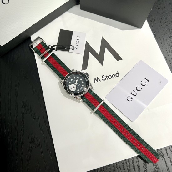 Gucci  Watches