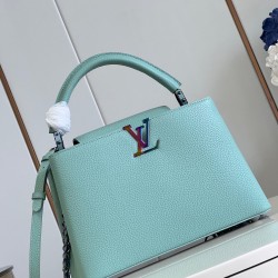 LV Capucines GM   Size: 31.5 X 20 X 11CM