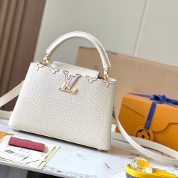 LV Capucines BB   Size: 27 x 18 x 9 CM