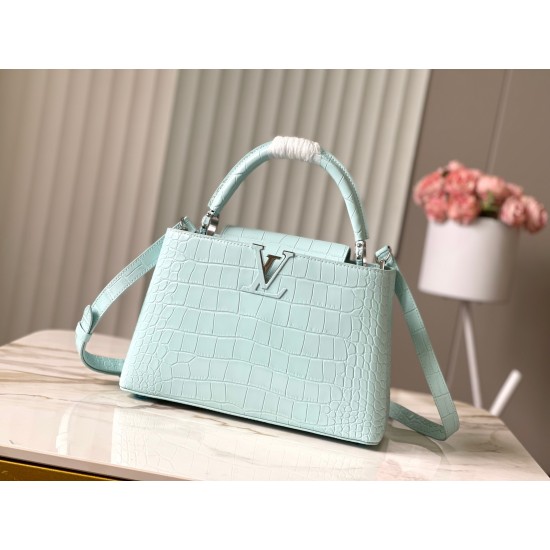 LV Capucines GM   Size: 31.5 X 20 X 11CM