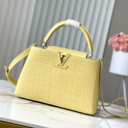 LV Capucines GM   Size: 31.5 X 20 X 11CM