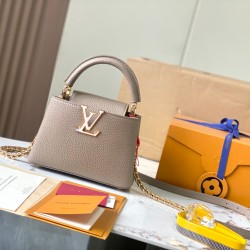 LV Capucines Mini   Size: 21 x 14 x 8 CM