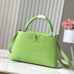 LV Capucines GM   Size: 31.5 X 20 X 11CM