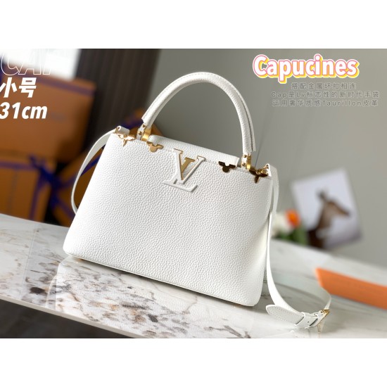 LV Capucines GM   Size: 31.5 X 20 X 11CM