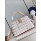 LV Capucines GM   Size: 31.5 X 20 X 11CM