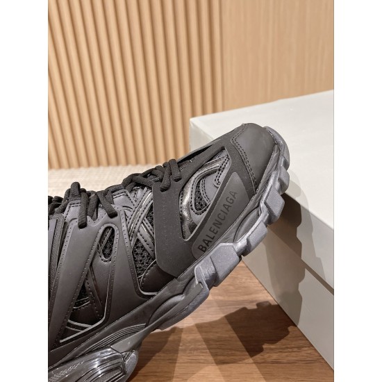 Balenciaga Track Sneaker