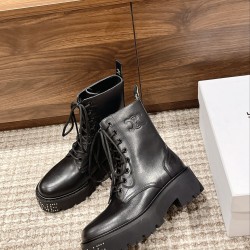 CELINE BULKY LACE-UP BOOT 