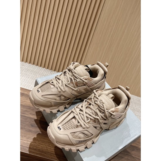 Balenciaga Track Sneaker