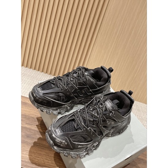 Balenciaga Track Sneaker