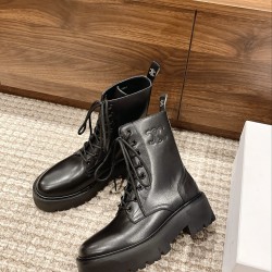 CELINE BULKY LACE-UP BOOT 