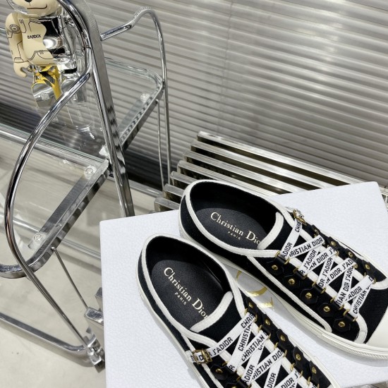 Dior Walkn Embroidered Sneakers