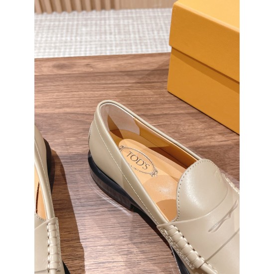 TOds Loafers