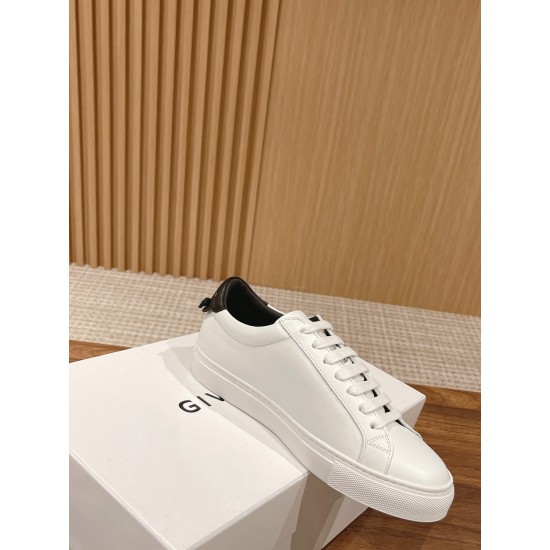 GIVENCHY Sneakers White Shoes