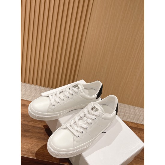 GIVENCHY Sneakers White Shoes