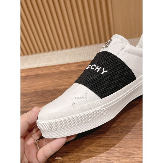 GIVENCHY Sneakers White Shoes