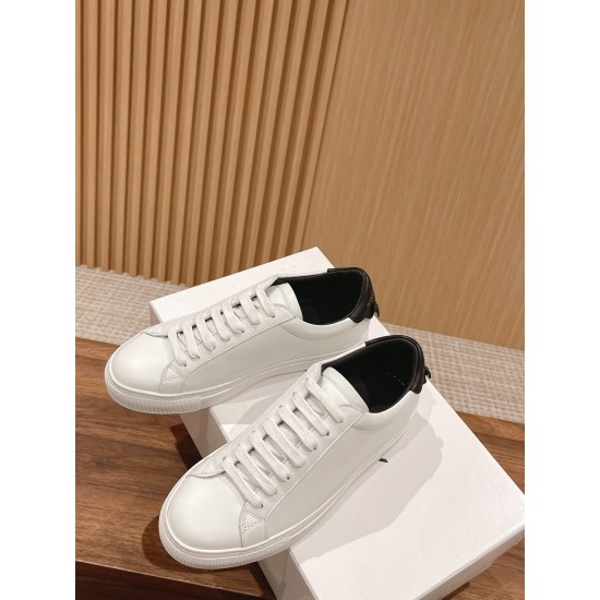 GIVENCHY Sneakers White Shoes