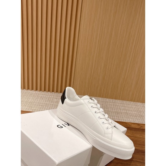 GIVENCHY Sneakers White Shoes