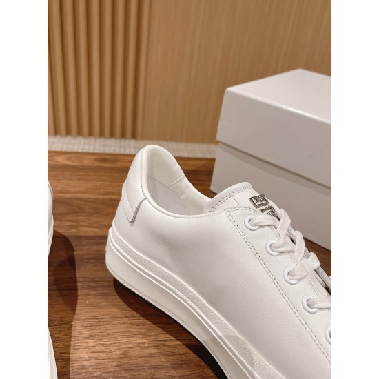 GIVENCHY Sneakers White Shoes