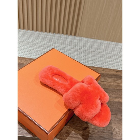 Hermes Woolen Slippers