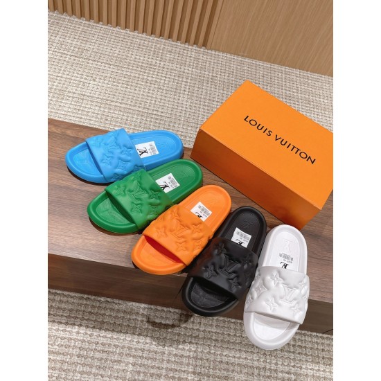 LV Summer Beach Slippers