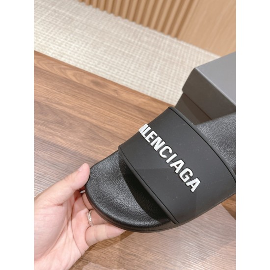 Balenciaga Couple Beach Slippers