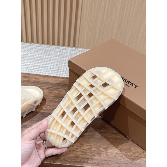 Burberry Couple Beach Slippers