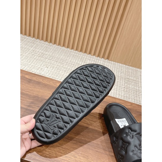 LV Summer Beach Slippers