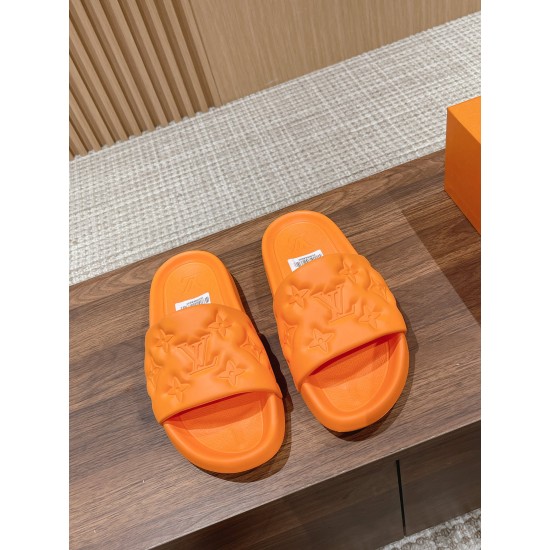 LV Summer Beach Slippers