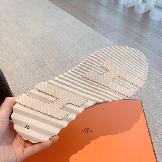 Hermes Couple Sneakers