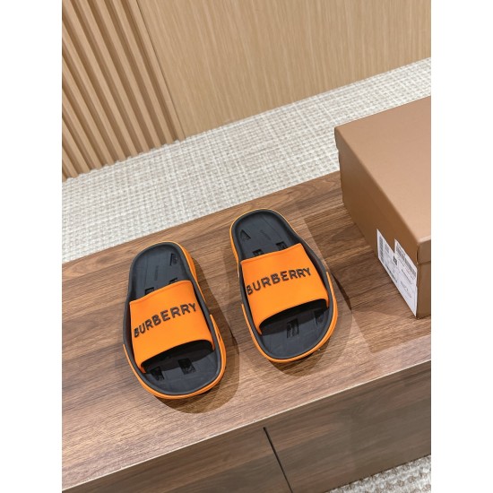 Burberry Couple Beach Slippers