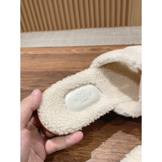 Hermes Wool Slippers