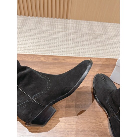 Maison Margiela Split Toe Pleated Chunky Heel Western Cowboy Boots