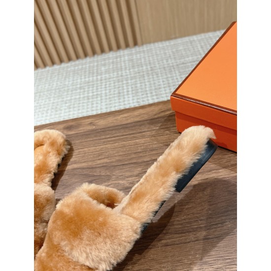 Hermes Woolen Slippers