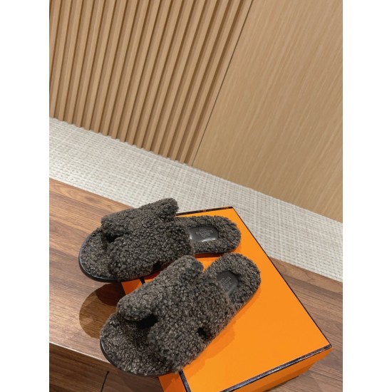 Hermes Wool Slippers