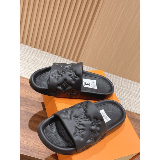 LV Summer Beach Slippers