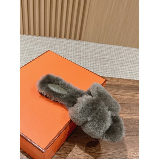 Hermes Woolen Slippers