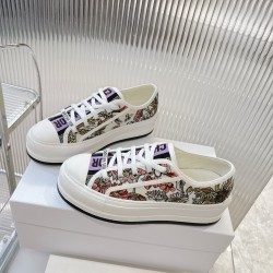 Walk n Dior Platform Sneaker