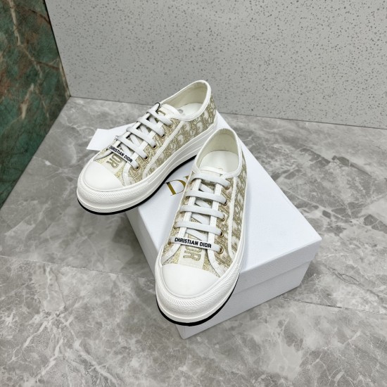 Walk n Dior Platform Sneaker