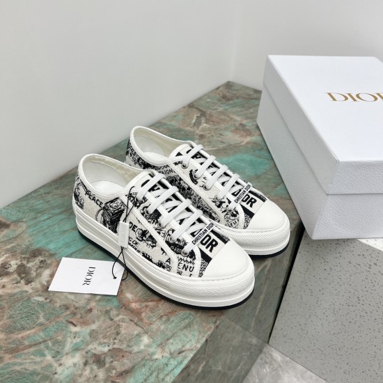 Walk n Dior Platform Sneaker