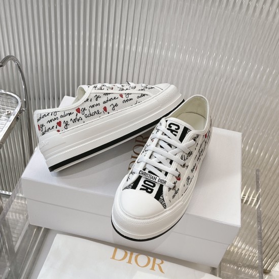 Walk n Dior Platform Sneaker