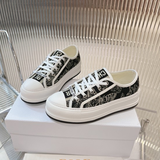 Walk n Dior Platform Sneaker