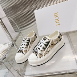 Walk n Dior Platform Sneaker