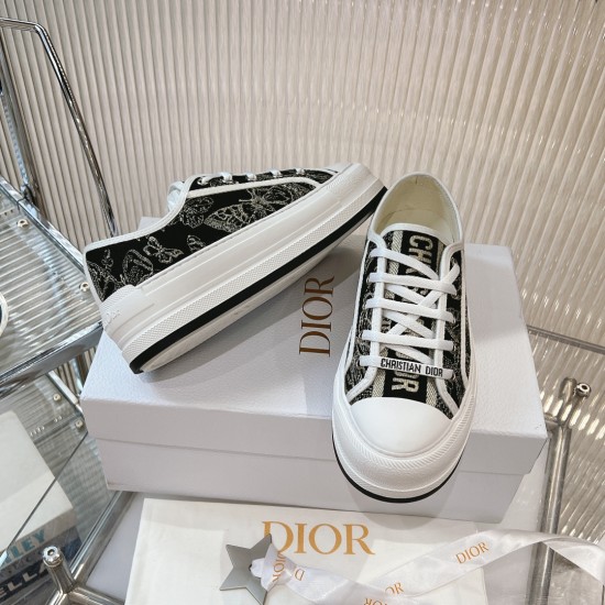 Walk n Dior Platform Sneaker